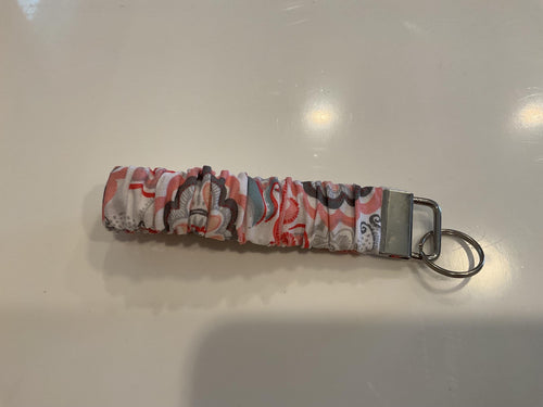 Boho Floral Scrunchie Wristlet Keychain: Fabric Key Fob Bracelet